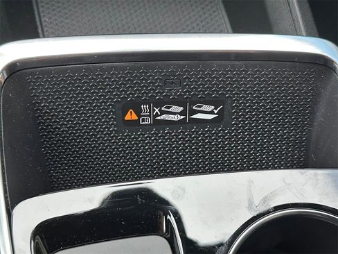 Used 2026 Chevrolet Equinox ACTIV w/ Convenience Package III image 29