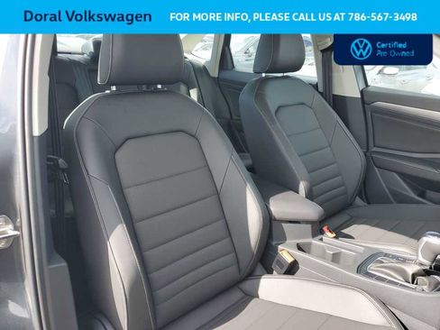 Certified 2024 Volkswagen Jetta SE FWD image 37