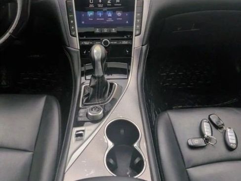 Used 2015 INFINITI Q50 Premium w/ Navigation Package AWD/4WD image 15