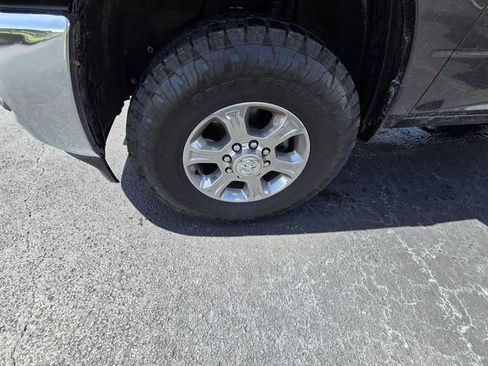 Used 2024 RAM 2500 Big Horn AWD/4WD image 10