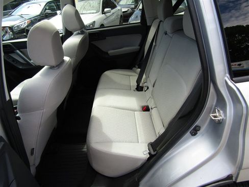 Used 2015 Subaru Forester 2.5i Premium w/ Protection Package #1 AWD/4WD image 17
