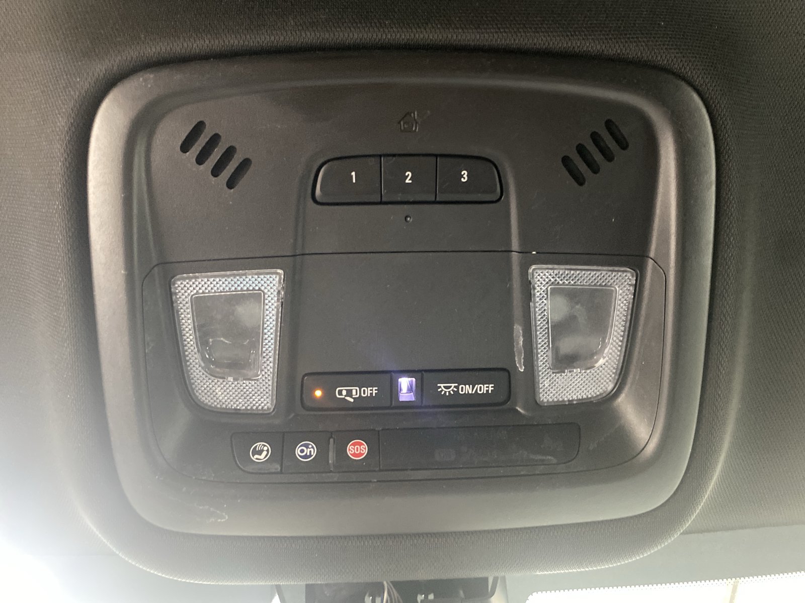 Used 2023 Chevrolet Traverse LT w/ LPO, Floor Liner Package AWD/4WD image 20