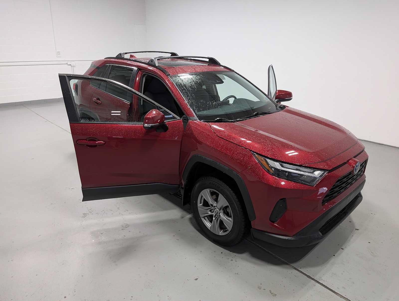 Used 2024 Toyota RAV4 XLE w/ Convenience Package AWD/4WD image 16