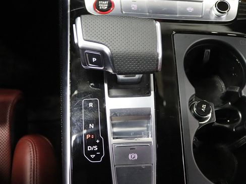 Used 2022 Audi SQ7 Prestige image 30