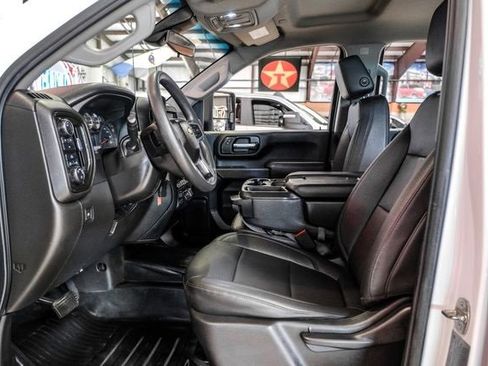 Used 2023 Chevrolet Silverado 3500 W/T w/ Gooseneck/5TH Wheel Package image 6