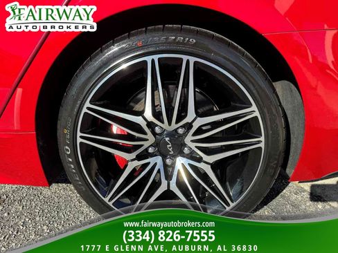 Used 2022 Kia Stinger GT2 image 32