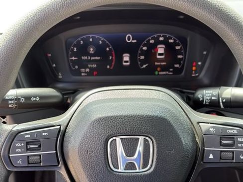 Used 2023 Honda Accord EX image 12