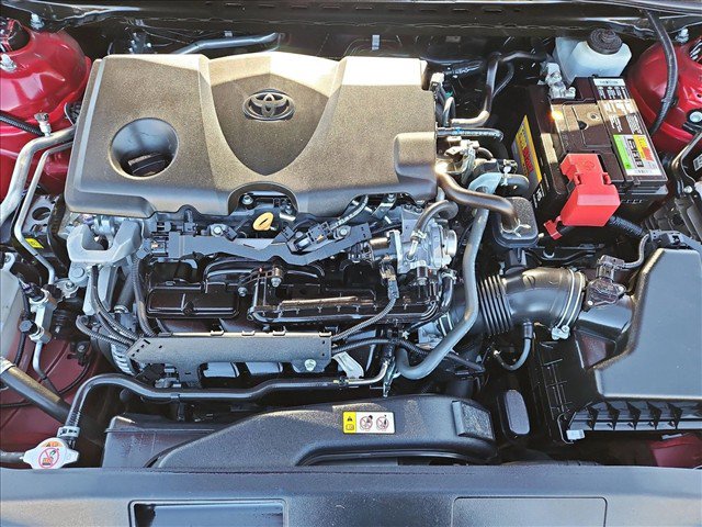 Used 2022 Toyota Camry LE w/ Carpet Mat Package (TMS) FWD image 26