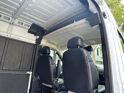 Used 2023 RAM ProMaster 2500 FWD image 29