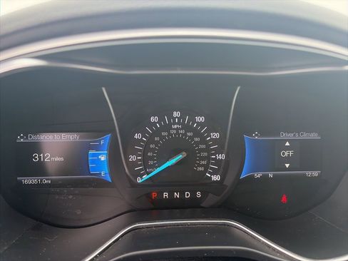 Used 2016 Ford Fusion SE image 19