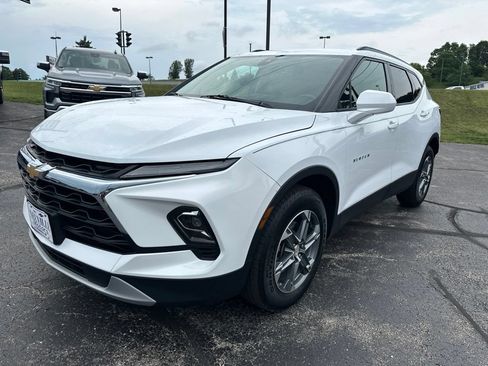 Certified 2025 Chevrolet Blazer LT w/ Convenience Package FWD image 7