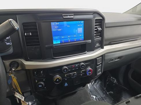 Certified 2026 Ford F250 XLT AWD/4WD image 17