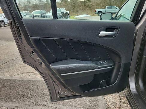 Used 2018 Dodge Charger R/T w/ Plus Group image 13