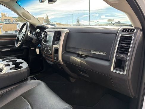 Used 2018 RAM 2500 Laramie image 40