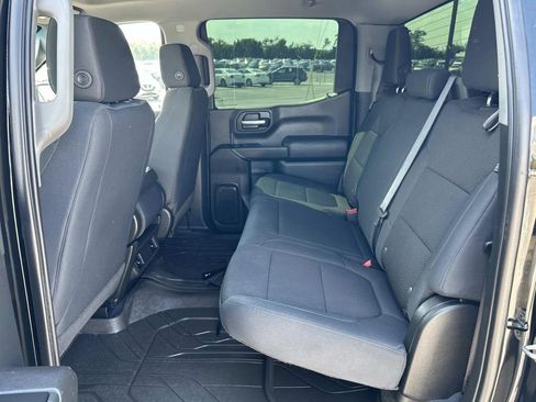 Used 2019 Chevrolet Silverado 1500 Custom Trail Boss w/ Custom Convenience Package image 17