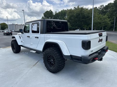 Used 2020 Jeep Gladiator Rubicon AWD/4WD image 8