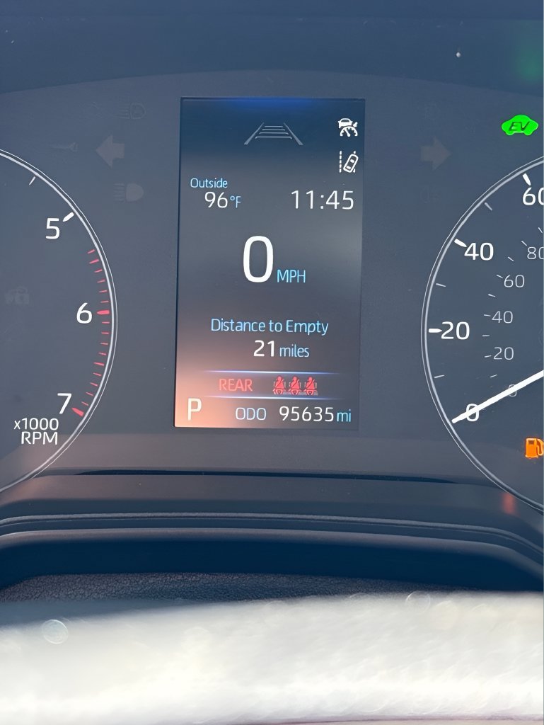 Used 2024 Toyota Corolla LE FWD image 24