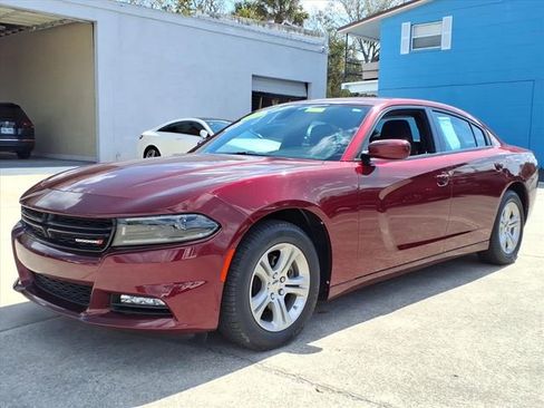 Used 2022 Dodge Charger SXT w/ Driver Convenience Group image 16