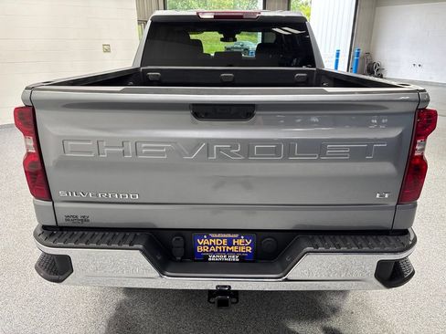 Used 2024 Chevrolet Silverado 1500 LT AWD/4WD image 6