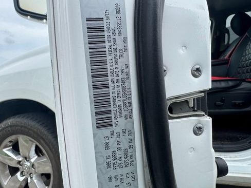 Used 2017 RAM 1500 Big Horn AWD/4WD image 14
