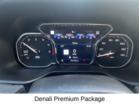 Used 2021 GMC Yukon XL Denali w/ Denali Premium Package AWD/4WD image 17