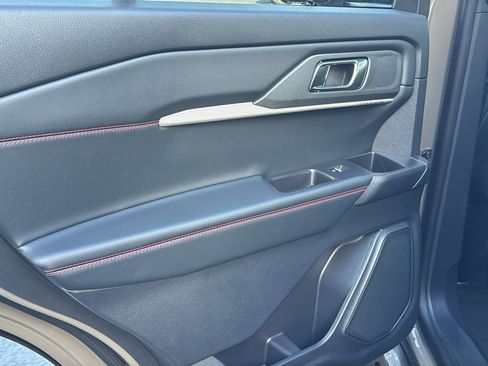 New 2026 Ford Explorer ST-Line image 37