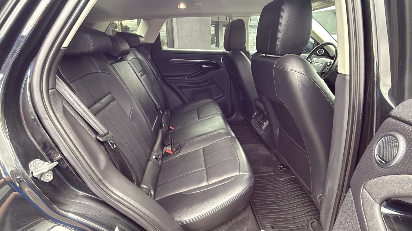 Used 2020 Land Rover Range Rover Evoque S AWD/4WD image 16