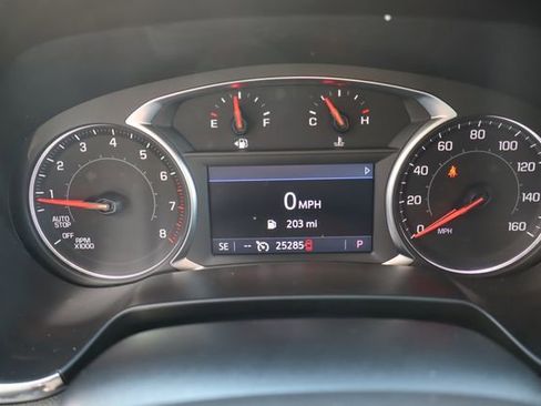 Used 2025 Chevrolet Blazer LT AWD/4WD image 41