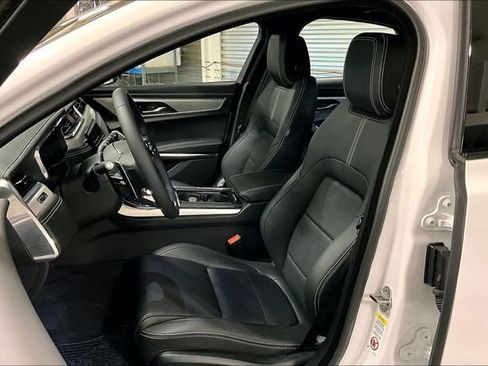 New 2024 Jaguar XF R-Dynamic SE image 8