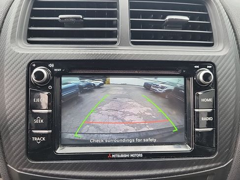 Used 2017 Mitsubishi Outlander Sport ES image 34