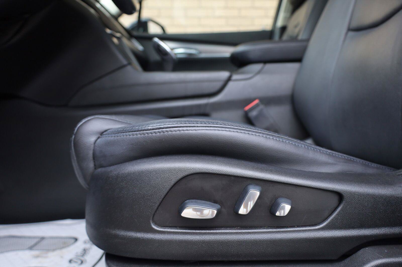 Used 2019 Cadillac XT5 Luxury FWD image 19