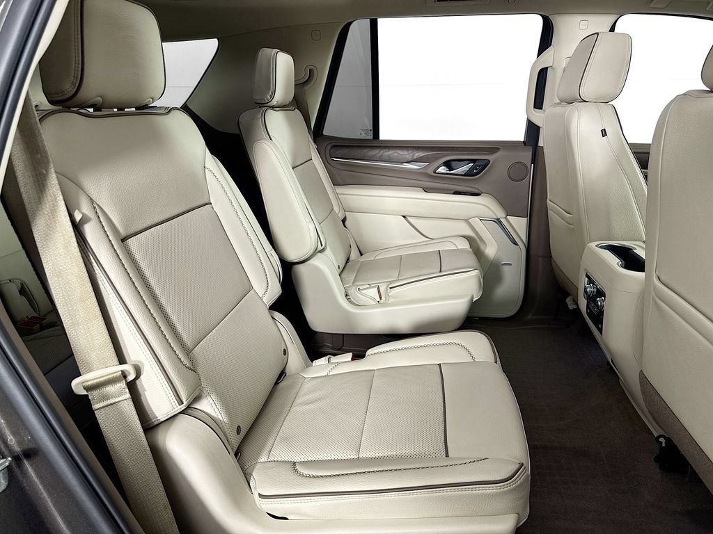 Used 2021 GMC Yukon Denali w/ Denali Premium Package RWD image 36