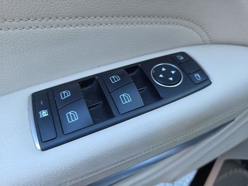 Used 2014 Mercedes-Benz E 350 Cabriolet image 18