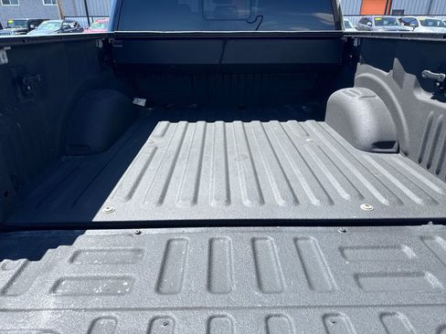 Used 2016 Ford F150 Platinum w/ Equipment Group 701A Luxury AWD/4WD image 20