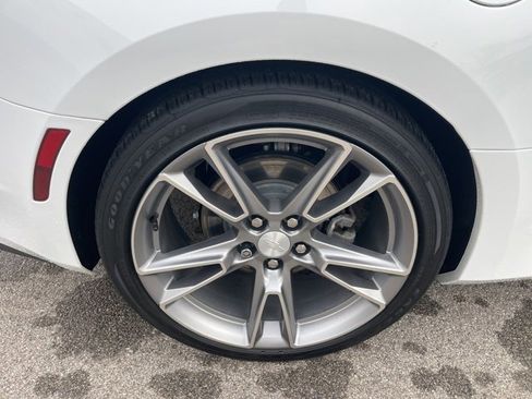 Used 2021 Chevrolet Camaro LT w/ RS Package image 31