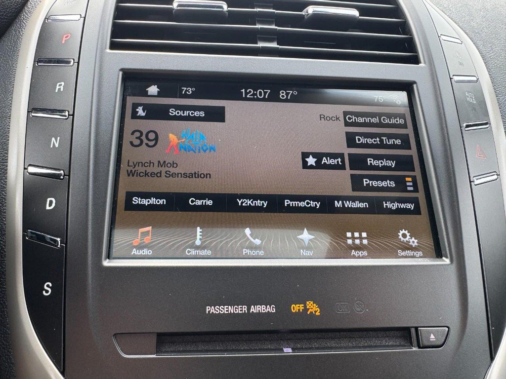 Used 2017 Lincoln MKC Reserve FWD image 20