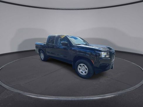 Used 2022 Nissan Frontier S w/ Technology Package image 2