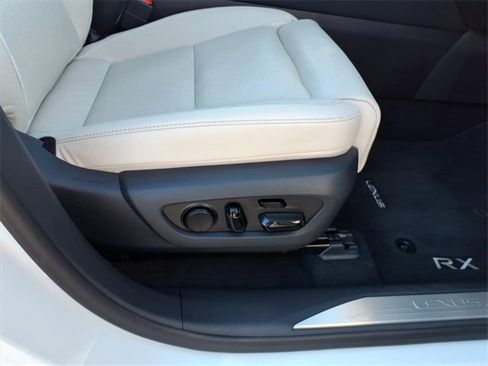 Used 2025 Lexus RX 350 FWD image 18