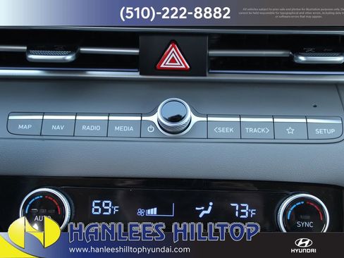 New 2025 Hyundai Elantra SEL image 23