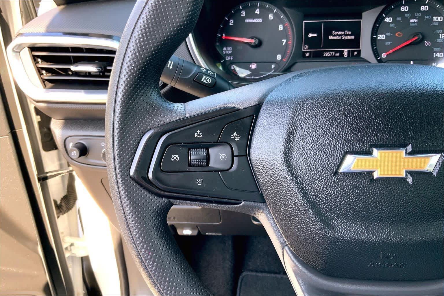 Used 2021 Chevrolet TrailBlazer LT w/ Driver Confidence Package FWD image 20