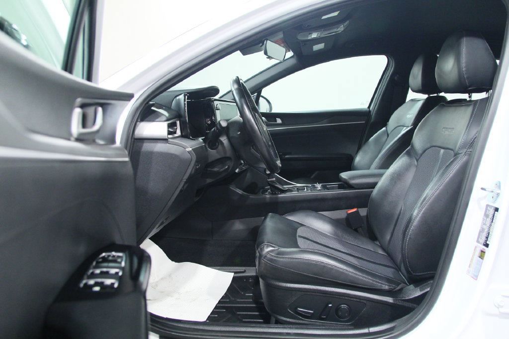 Used 2022 Kia K5 GT-Line AWD/4WD image 5
