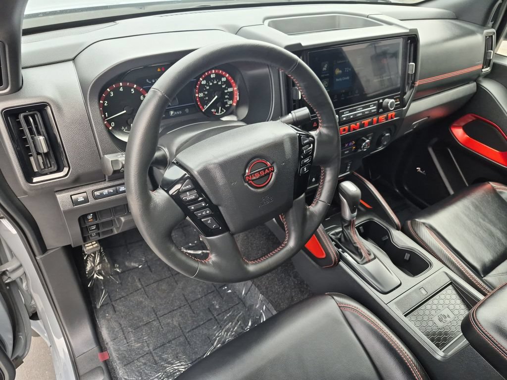 Used 2026 Nissan Frontier Pro-X w/ Pro Premium Package RWD image 2