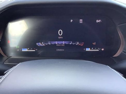 Certified 2023 Jeep Grand Cherokee Overland w/ Luxury Tech Group IV AWD/4WD image 11