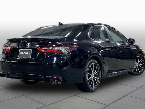 Used 2023 Toyota Camry SE w/ Cold Weather Package AWD/4WD image 13
