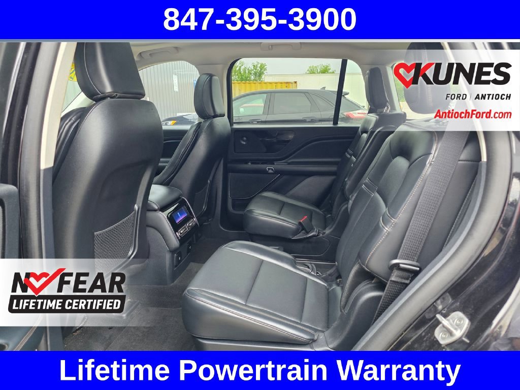 Used 2025 Lincoln Aviator AWD image 27