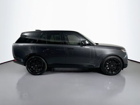 New 2025 Land Rover Range Rover SE image 5
