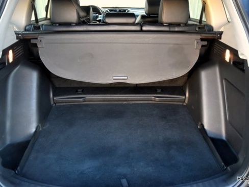 Used 2018 Honda CR-V Touring image 11