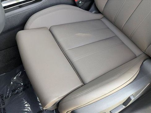 Used 2025 Audi Q5 Premium Plus w/ Premium Plus AWD/4WD image 4