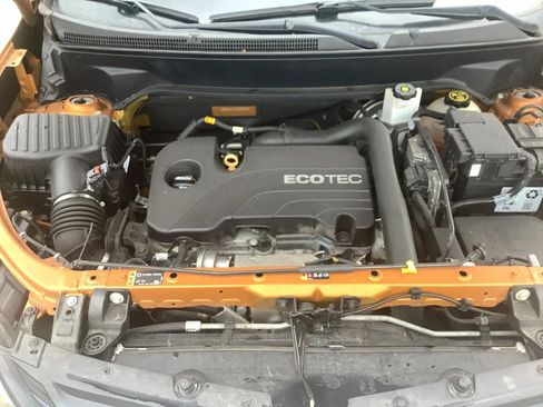 Used 2019 Chevrolet Equinox LS FWD image 29