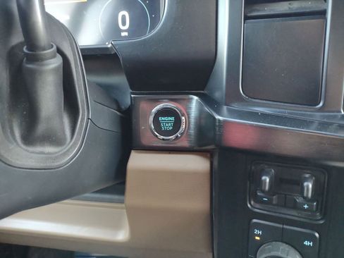 Used 2024 Ford F350 Lariat image 35